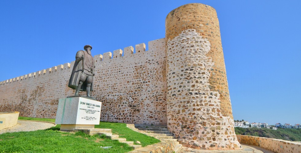Est&aacute;tua de Vasco da Gama